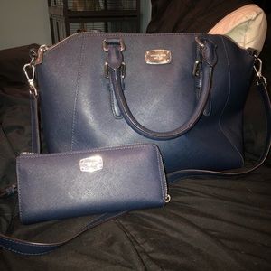 Michael Kors purse & wallet set